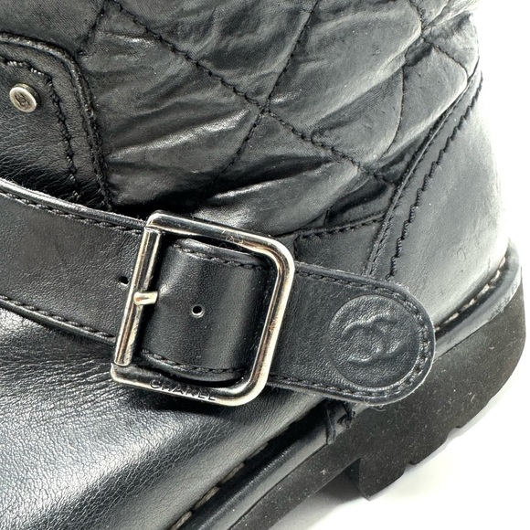 Chanel Black Quilted Calfskin Leather Biker Boots – CC Logo Moto Style (Sz 38.5) - Picture 5 of 15